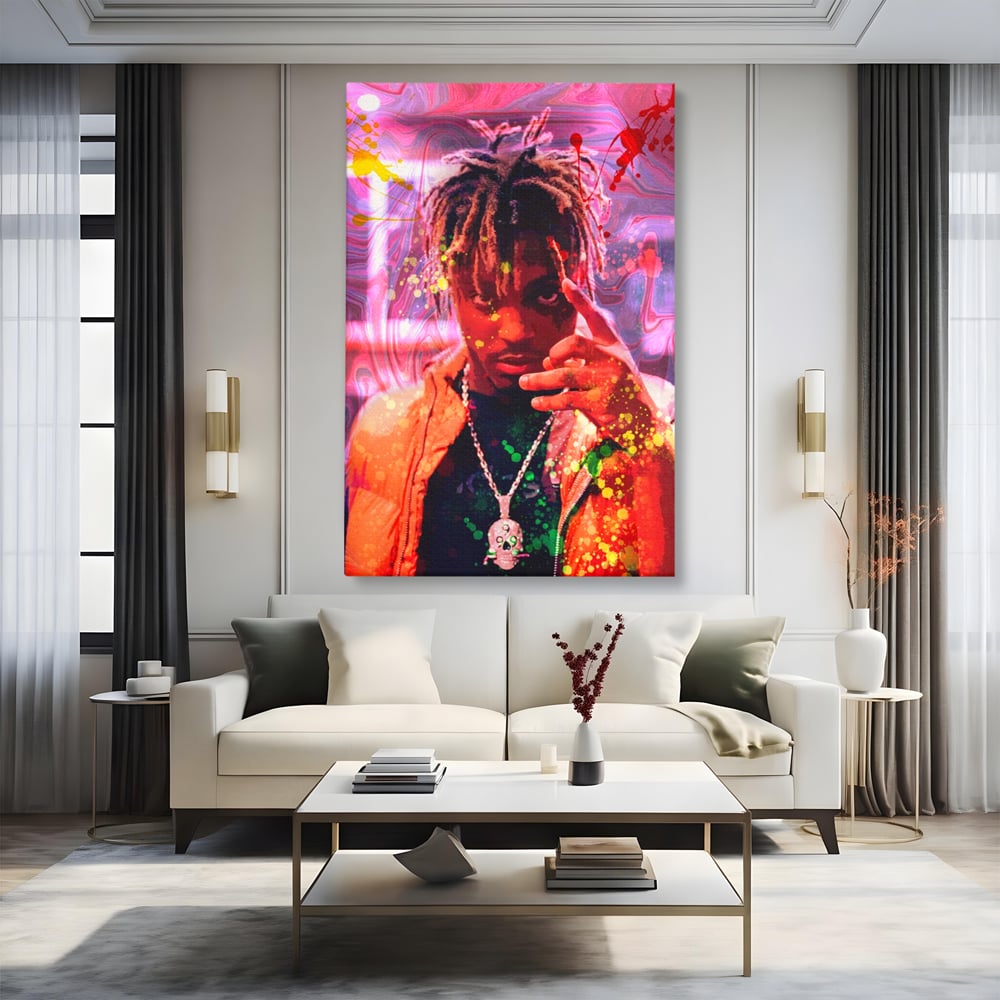 Tablou canvas cu tablou portret juice wrld, fara rama, pe sasiu de lemn, pe perete intr-un living